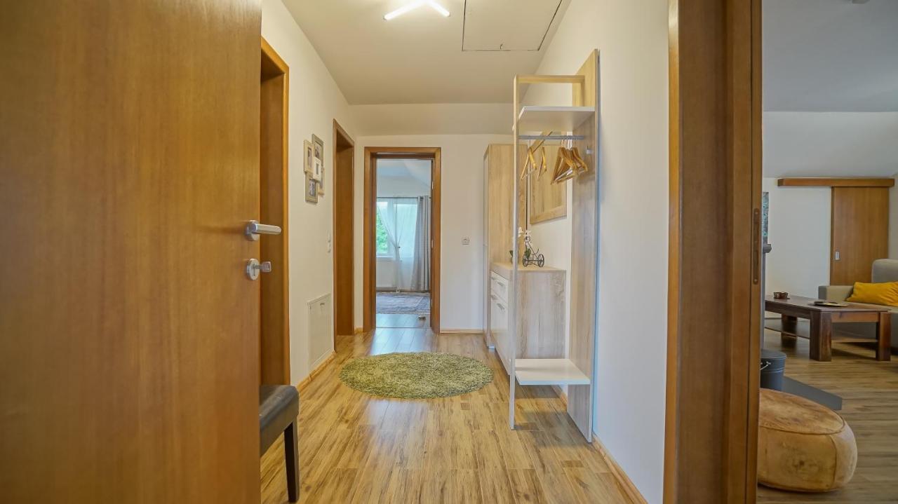 Vilux With Indoor Private Parking Apartment *